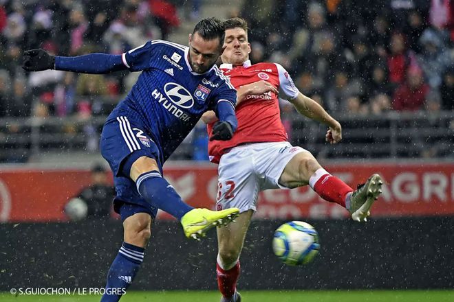 九游体育APP下载-雷恩主场失利，防守不力遭遇挫折的简单介绍