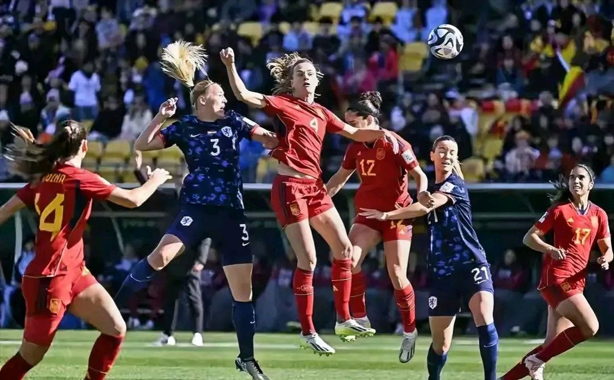 荷兰女足战胜法国,晋级四强争夺战的简单介绍 荷兰女足战胜法国,晋级四强争夺战的简单介绍