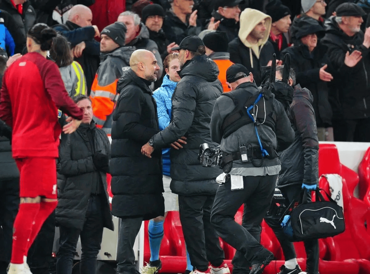 关于莱切斯特城中场马迪逼抢成功,助球队转化进攻的信息 关于莱切斯特城中场马迪逼抢成功,助球队转化进攻的信息