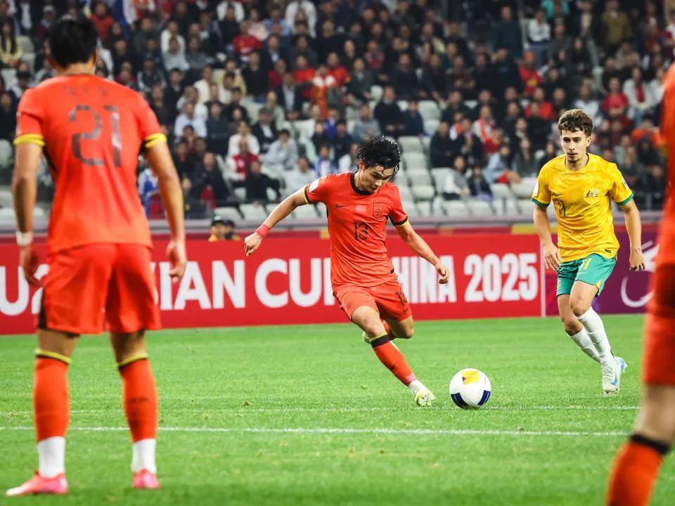 沙特阿拉伯球队惜败,亚洲足球盛事催人泪下的简单介绍 沙特阿拉伯球队惜败,亚洲足球盛事催人泪下的简单介绍