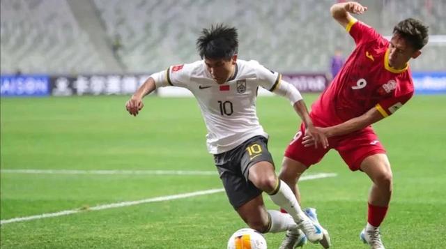 沙特阿拉伯球队惜败,亚洲足球盛事催人泪下的简单介绍 沙特阿拉伯球队惜败,亚洲足球盛事催人泪下的简单介绍