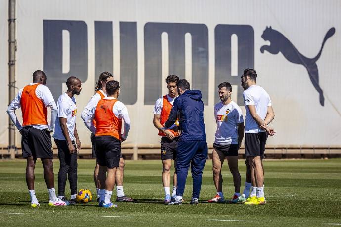 瓦伦西亚激烈比赛,抢分势头强劲的简单介绍 瓦伦西亚激烈比赛,抢分势头强劲的简单介绍