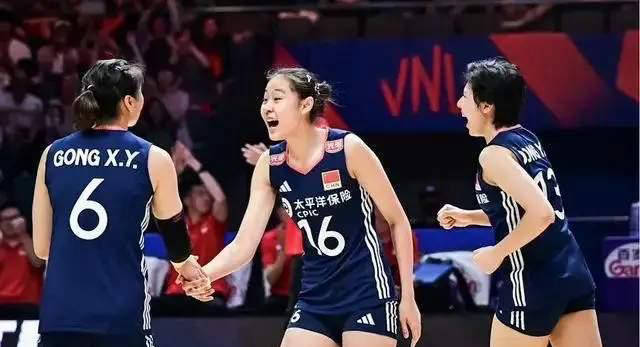 初露锋芒，各队新秀崭露头角赢得观众青睐的简单介绍