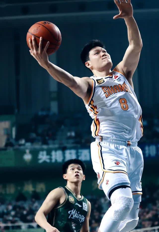 湖南男篮逆转湖北，核心球员表现出色