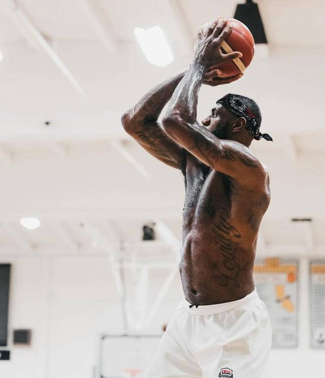 国际篮球明星集结,备战即将开始 国际篮球明星集结,备战即将开始