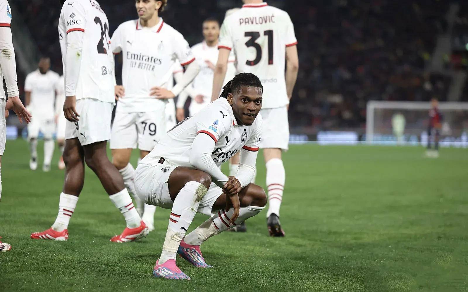 AC米兰连败难以止损,主帅迎来艰难时刻 AC米兰连败难以止损,主帅迎来艰难时刻