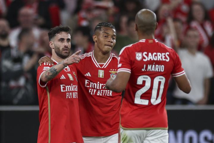 葡超冠军争夺:波尔图力争领先本菲卡 葡超冠军争夺:波尔图力争领先本菲卡