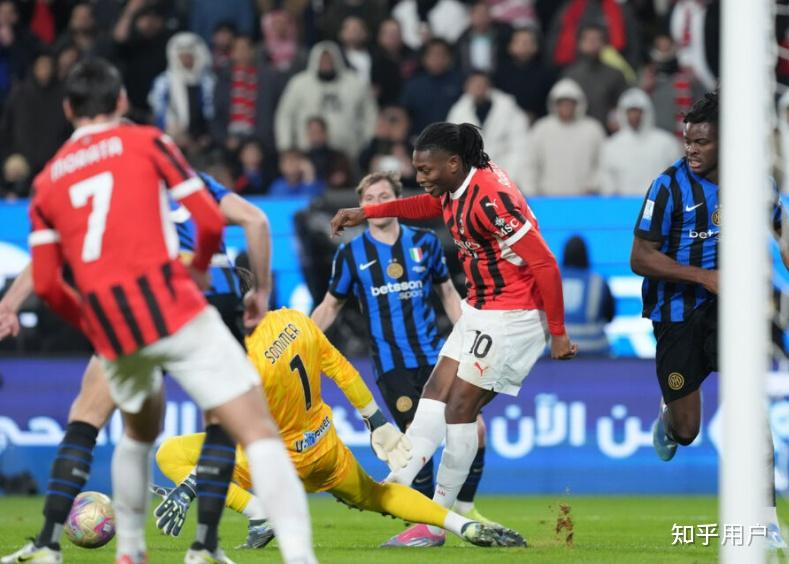 AC米兰憾负,继续追赶领先者 AC米兰憾负,继续追赶领先者