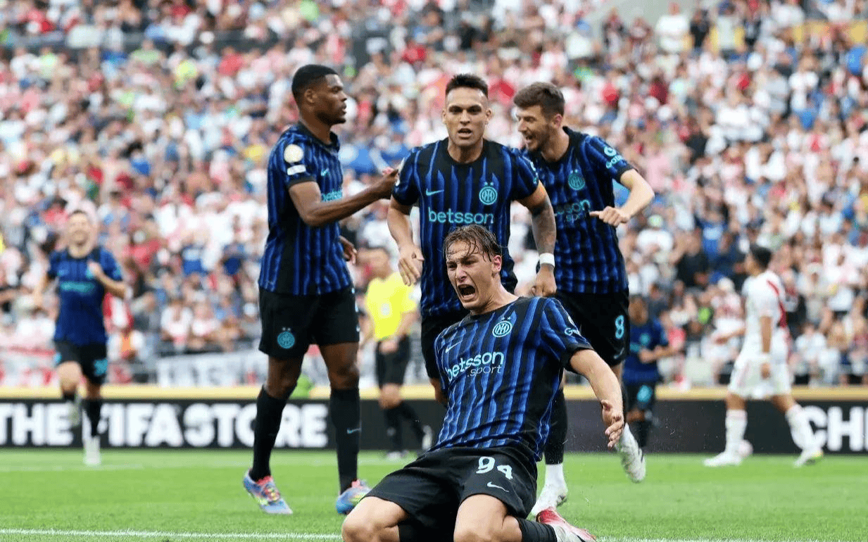 曼城发挥优势,战胜马德里竞技领跑小组赛 曼城发挥优势,战胜马德里竞技领跑小组赛