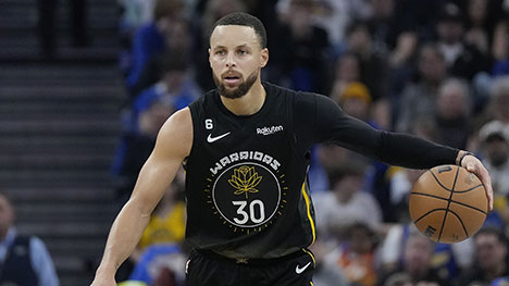 利物浦击败雄鹿,晋级半决赛 利物浦击败雄鹿,晋级半决赛