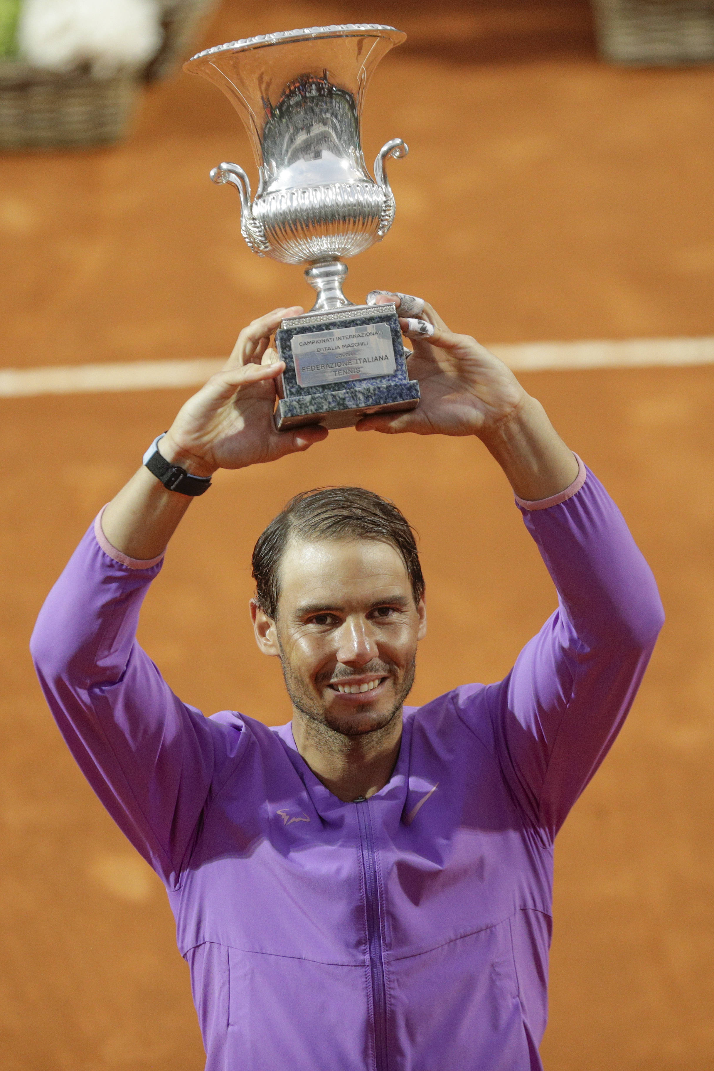 罗马前锋力挺主帅，信心备战未来比赛