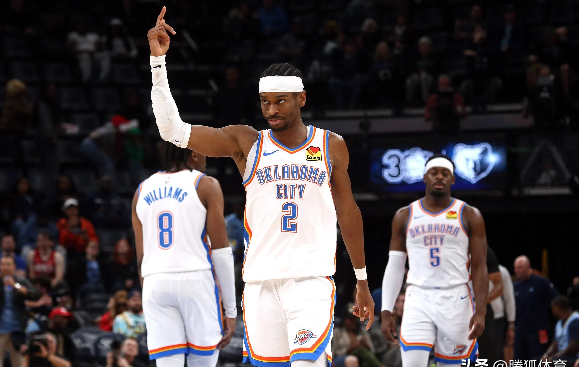 开拓者力克老鹰，保持西部榜首的简单介绍