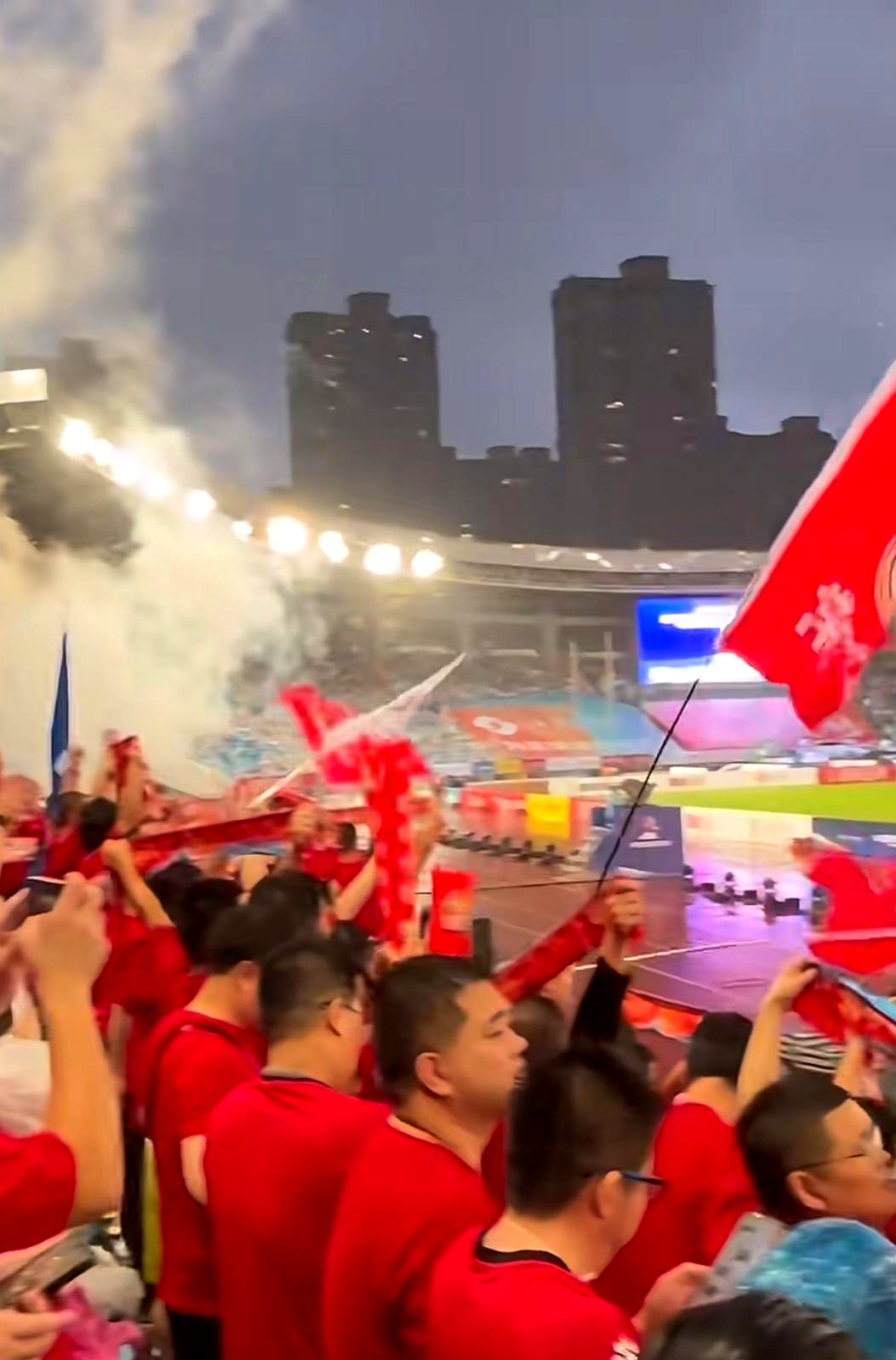 关于拼搏奋斗:绿茵场上热血沸腾的信息 关于拼搏奋斗:绿茵场上热血沸腾的信息