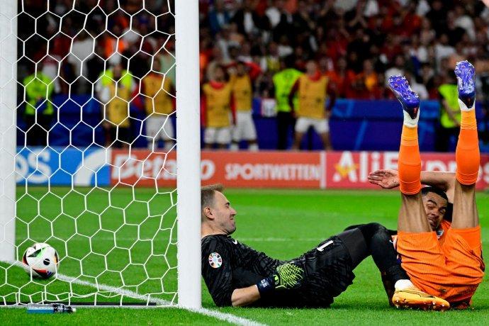 瑞士队大胜强敌，成功杀入欧洲杯四强的简单介绍