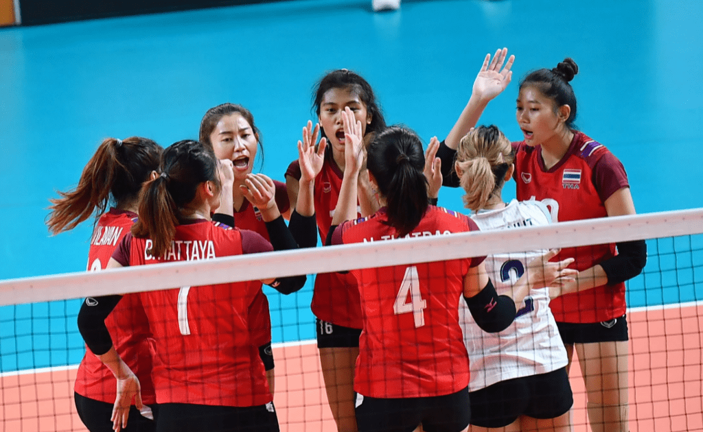 柯隆取得历史性胜利,球迷欢欣鼓舞 柯隆取得历史性胜利,球迷欢欣鼓舞