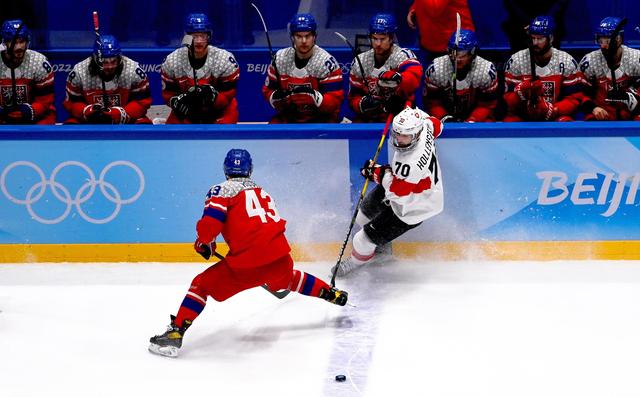 捷克胜爱沙尼亚,小组第一位置逼近 捷克胜爱沙尼亚,小组第一位置逼近