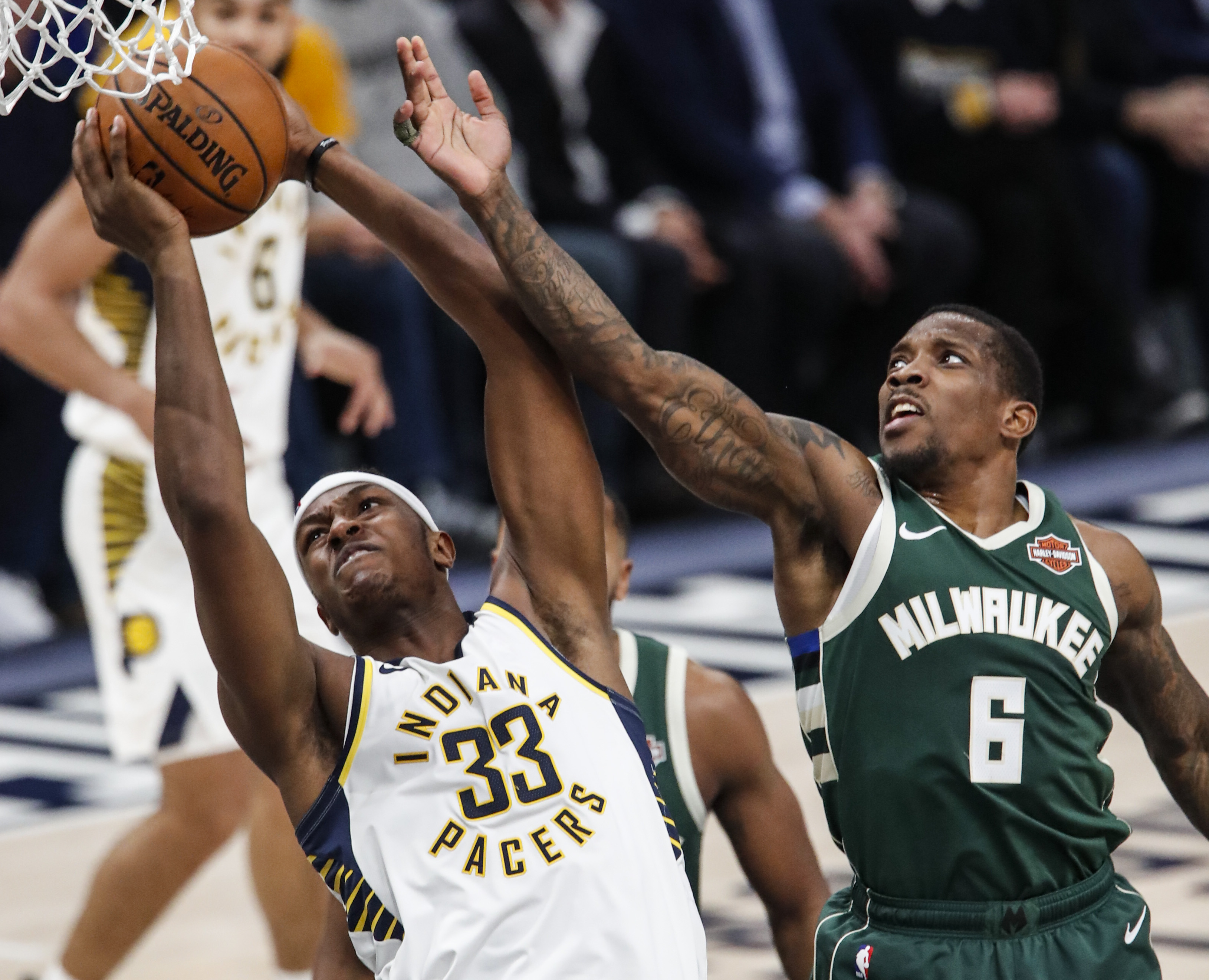 包含篮网队惨败雄鹿队,遭遇开局连败的词条 包含篮网队惨败雄鹿队,遭遇开局连败的词条