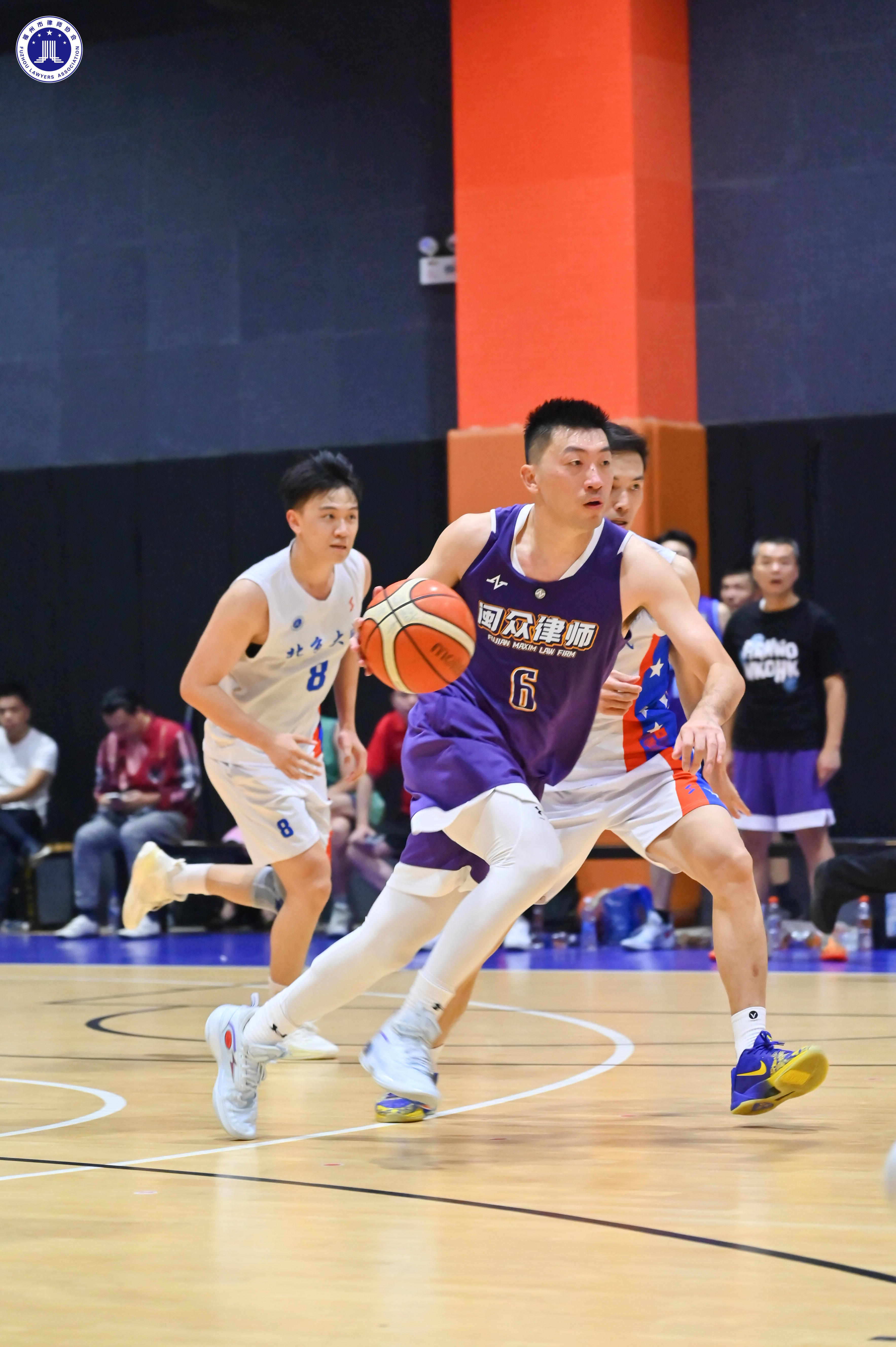 关于顶级国内篮球比赛引发球迷热情的信息 关于顶级国内篮球比赛引发球迷热情的信息